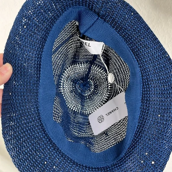 CC Interlocking Straw Raffia Navy Pearl Suede Briaded Fedora Hat display picture 3